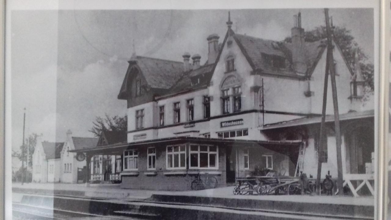 Historisches Hotel Wildeshauser Bahnhof Вильдесхаузен Экстерьер фото